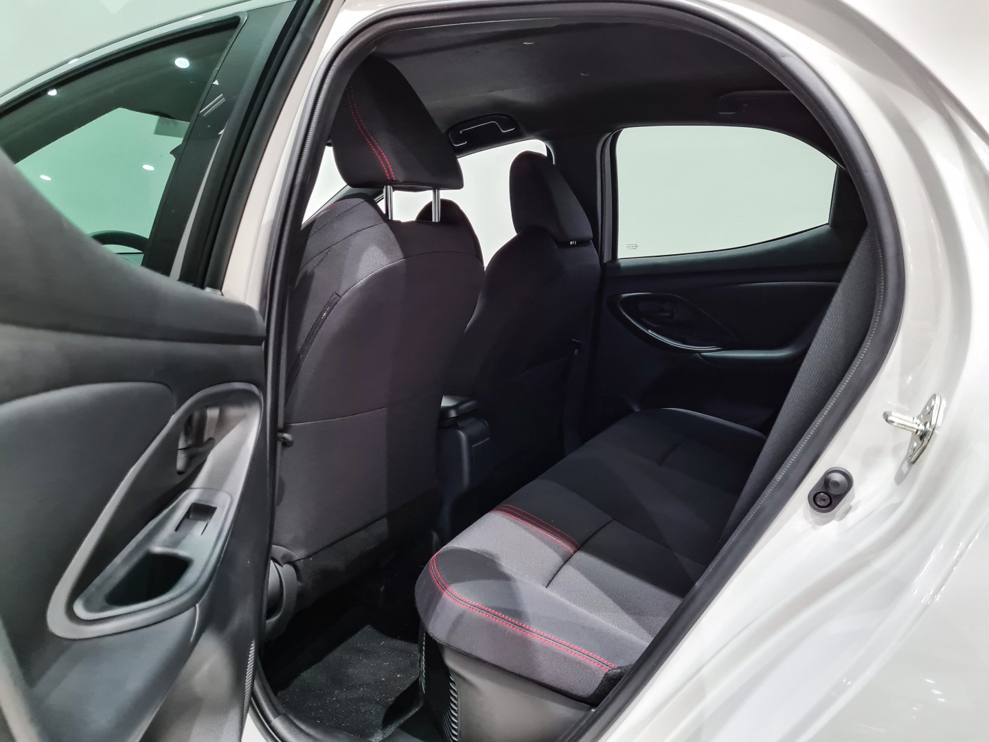 Toyota YARIS 2023 GR SPORT 120H