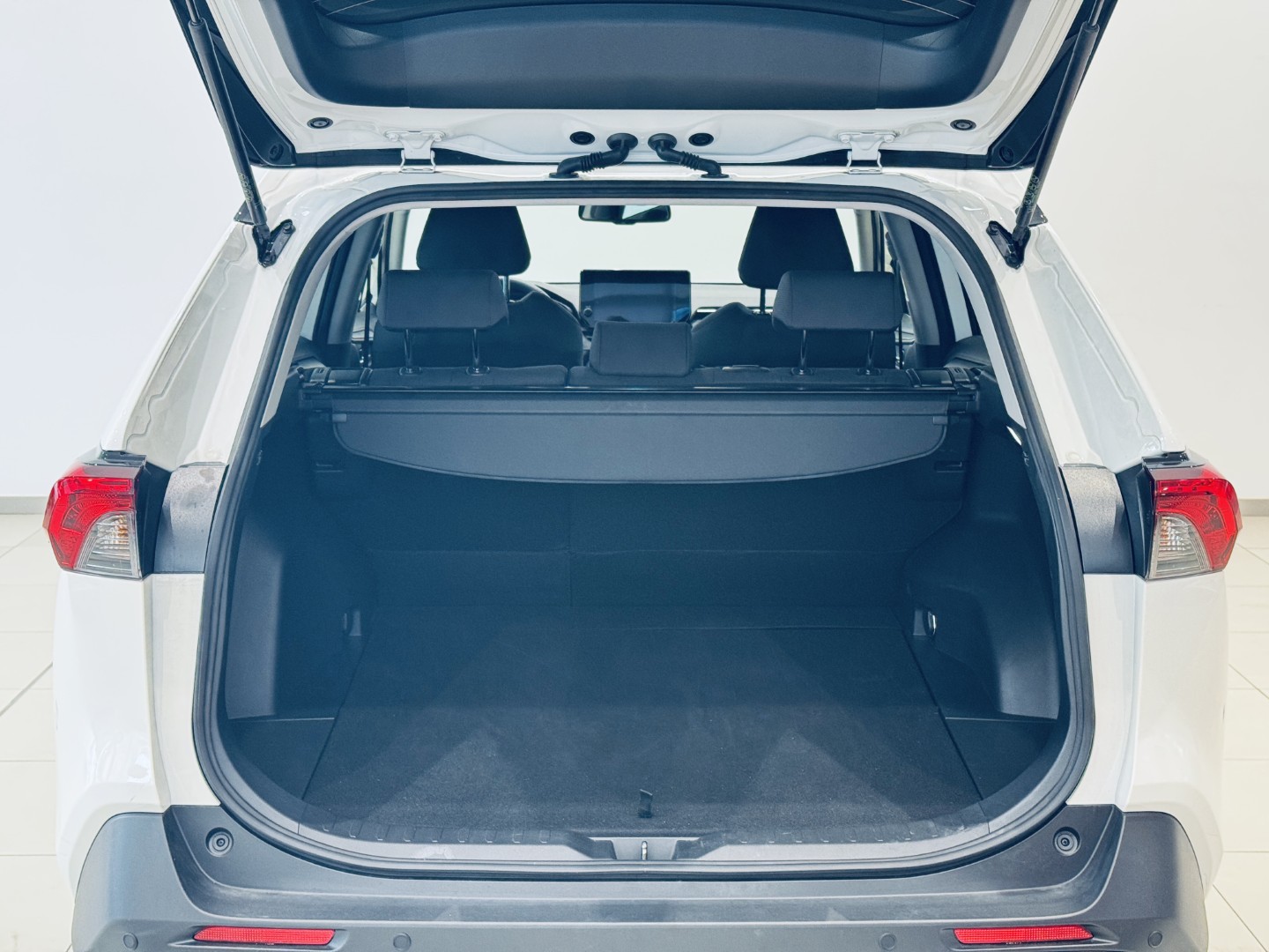 Toyota RAV4 2024 ADVANCE 200H 4X2