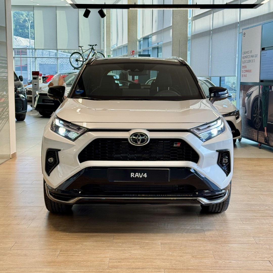 Toyota RAV4 2025 GR SPORT PLUS 300PH