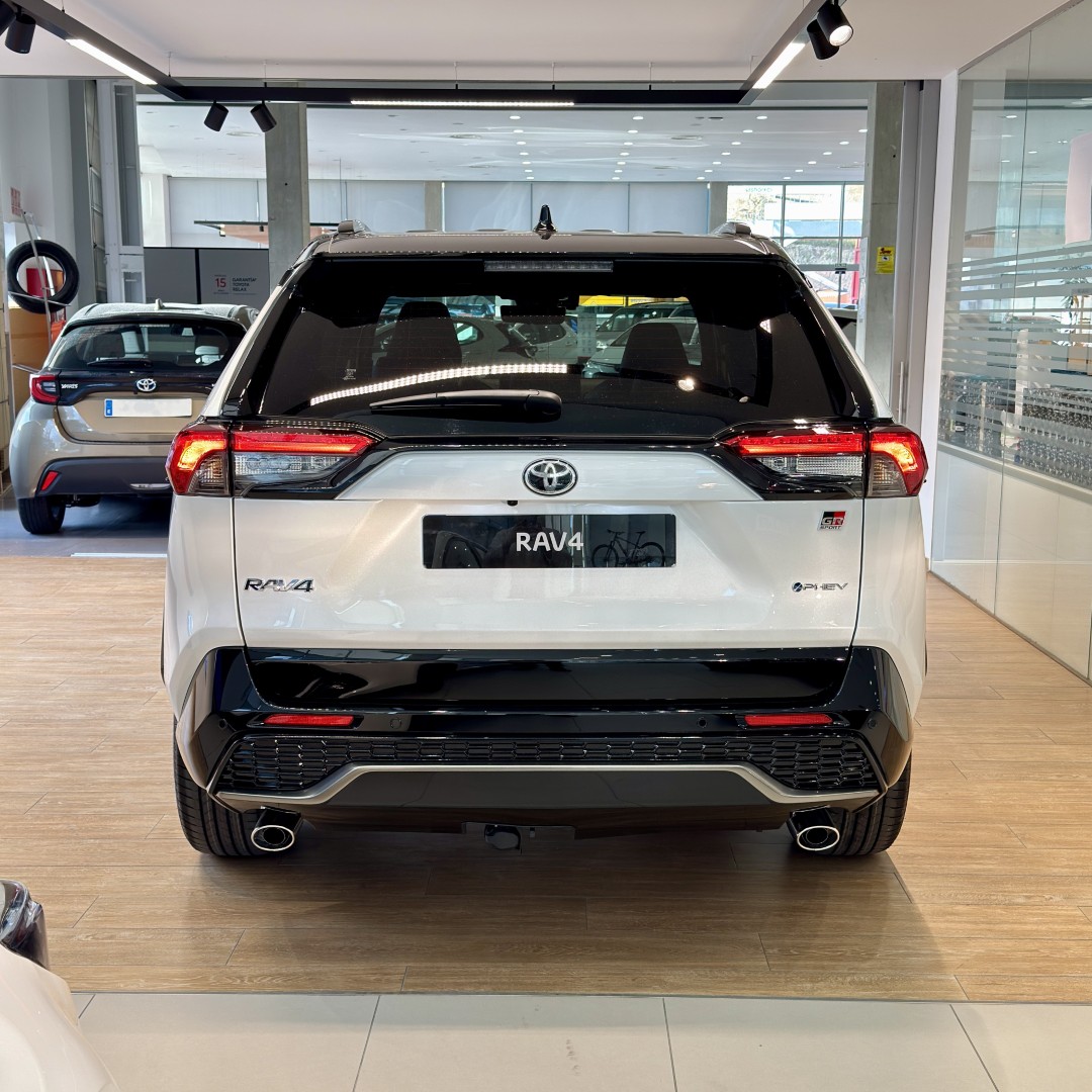 Toyota RAV4 2025 GR SPORT PLUS 300PH