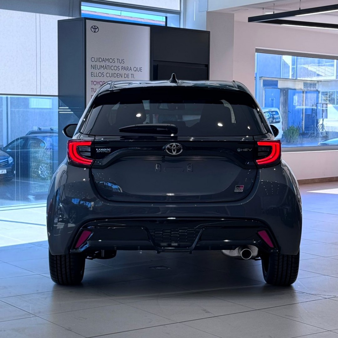 Toyota YARIS 2025 MY25 5P GR-SPORT 130 e-CVT
