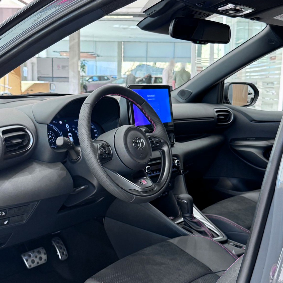 Toyota YARIS 2025 MY25 5P GR-SPORT 130 e-CVT