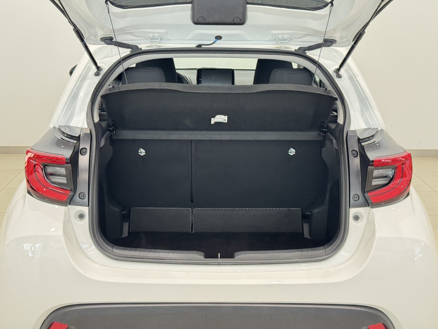 Toyota YARIS 2024 ACTIVE PLUS 120H