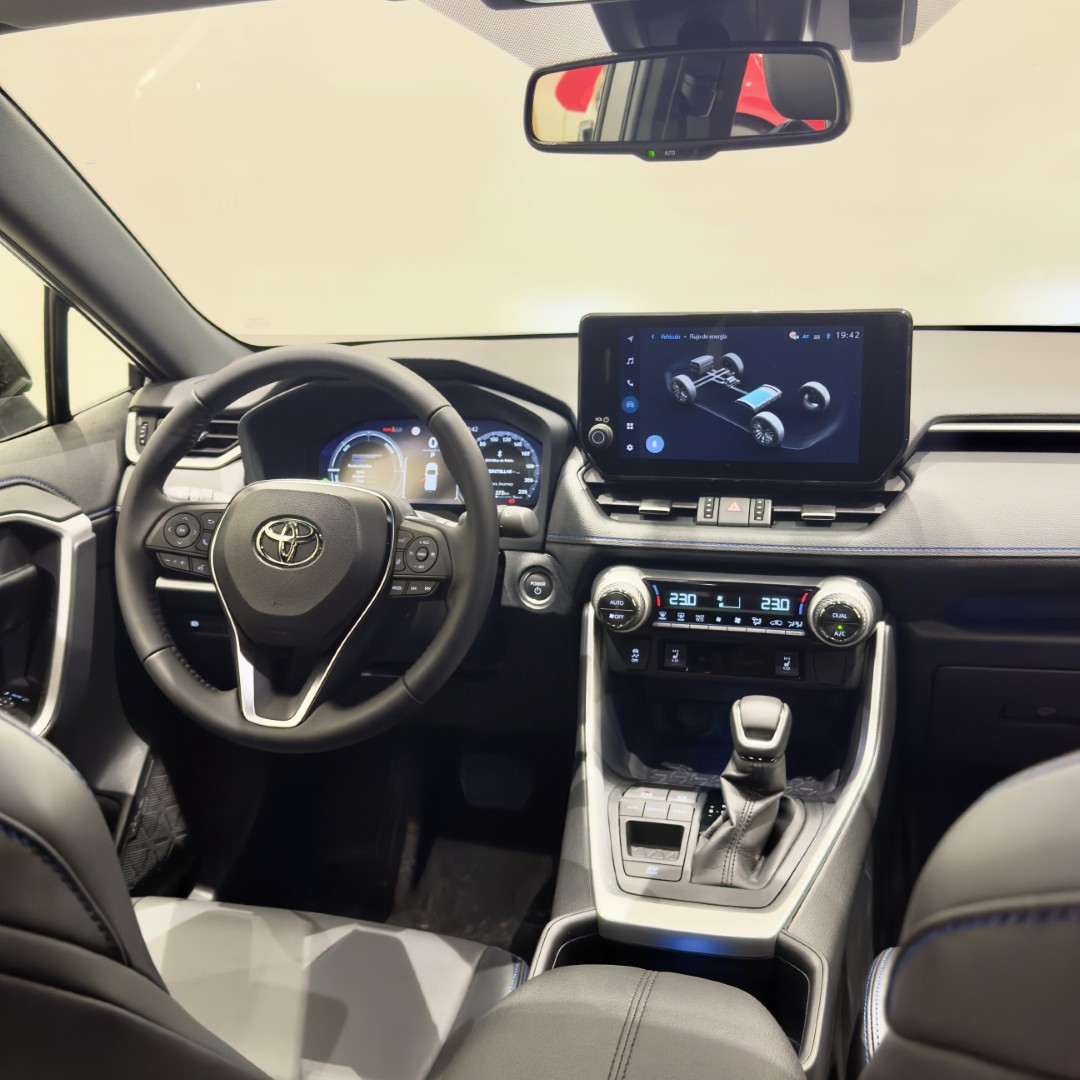 Toyota RAV4 2025 STYLE 22OH