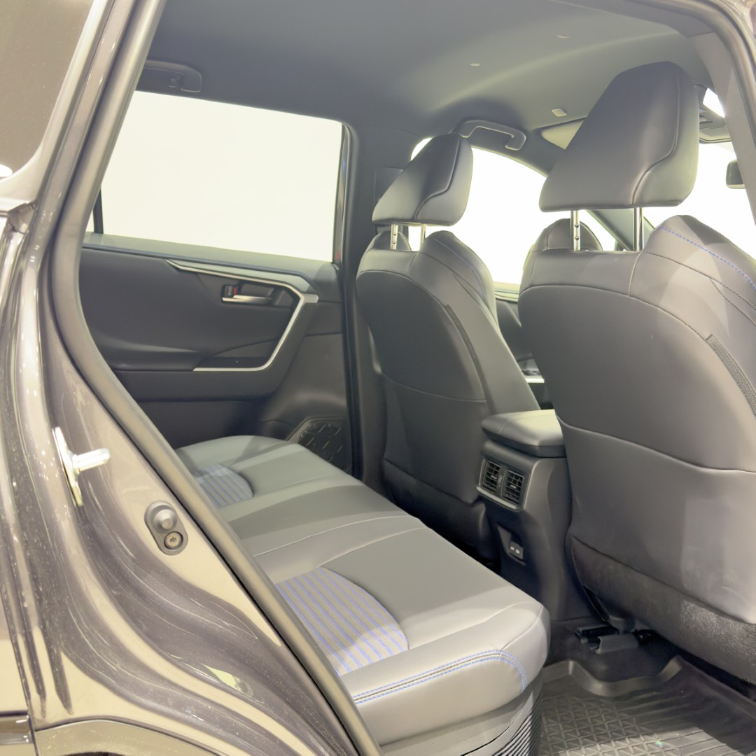 Toyota RAV4 2025 STYLE 22OH