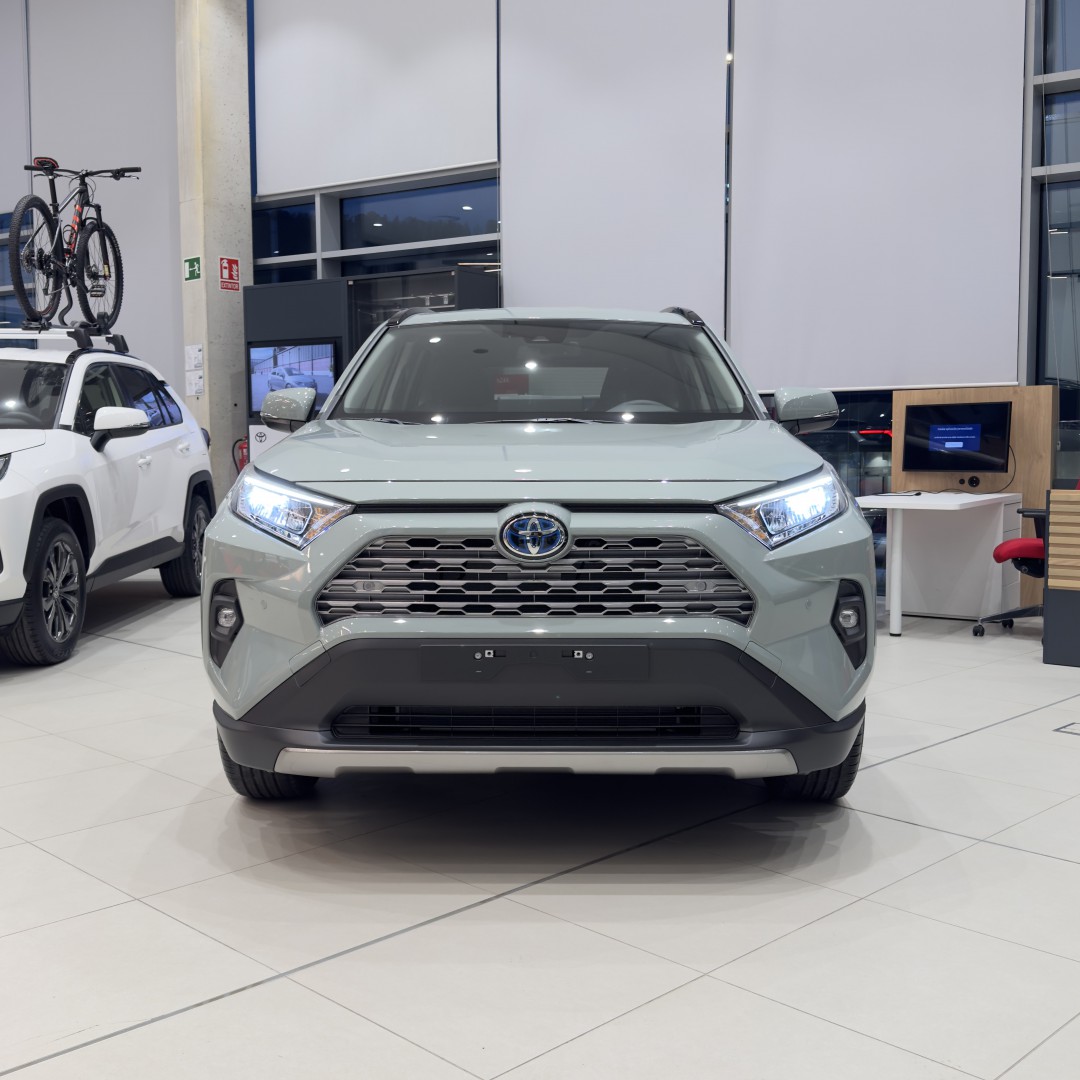 Toyota RAV4 2025 ADVANCE 220H 4X2