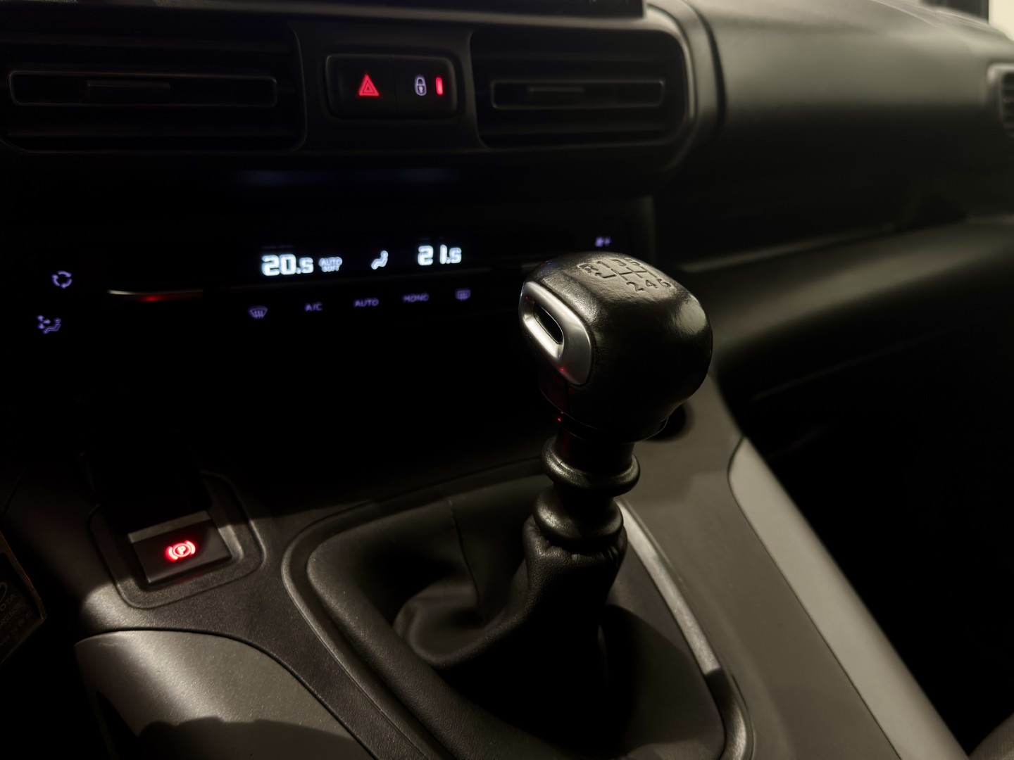 Toyota PROACE CITY VERSO 2021 FAMILY ACTIVE L1 2PL 1.5 MT 130CV