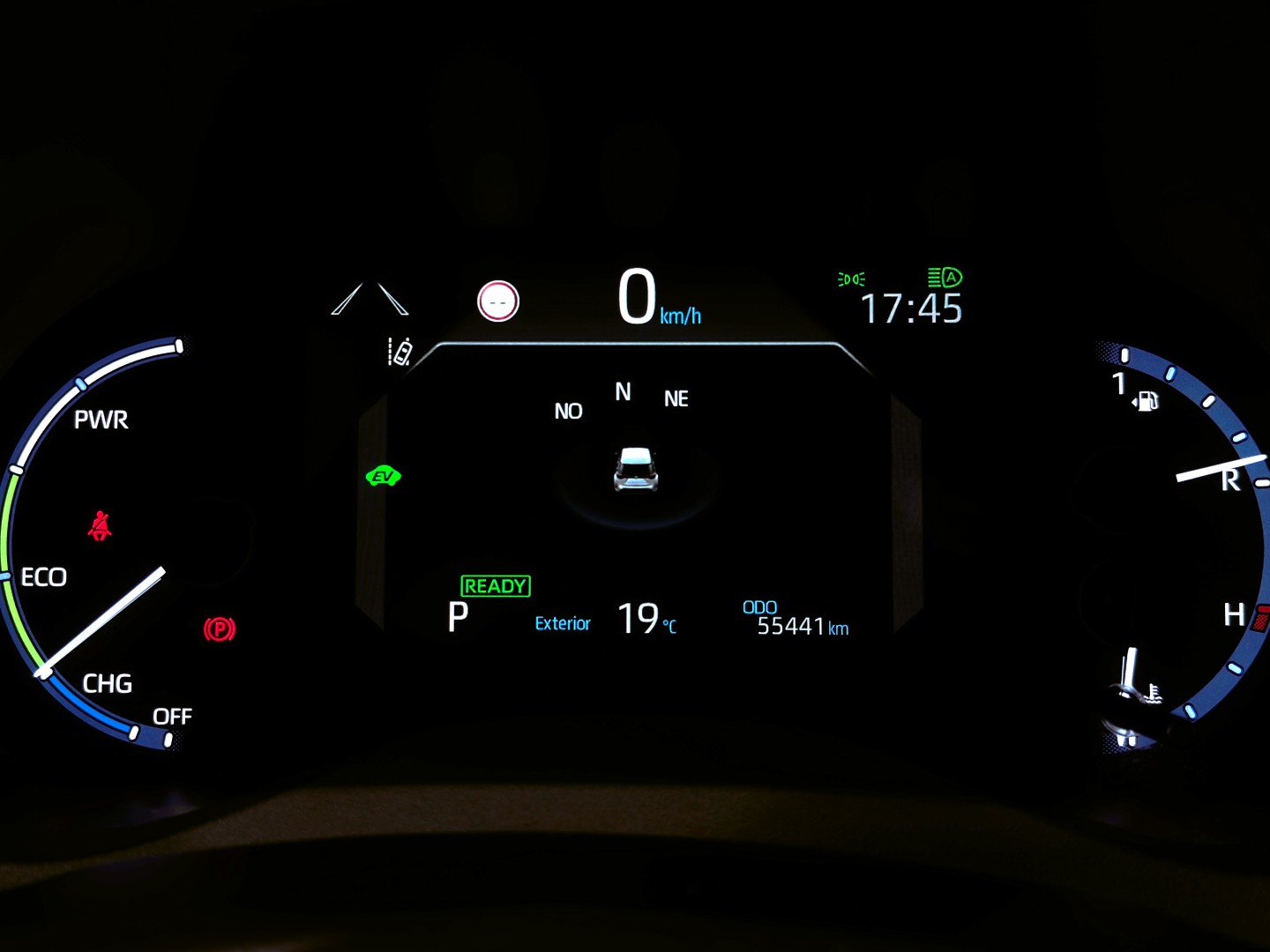 Toyota YARIS CROSS 2021 ADVENTURE 120H AWD-i