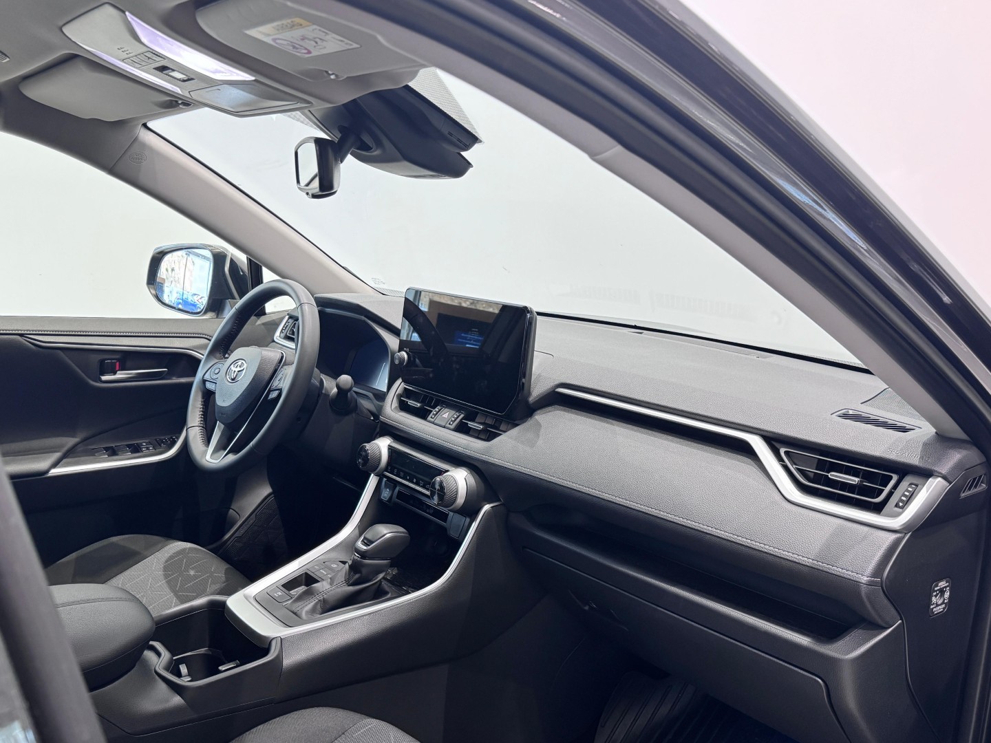 Toyota RAV4 2024 ADVANCE 220H