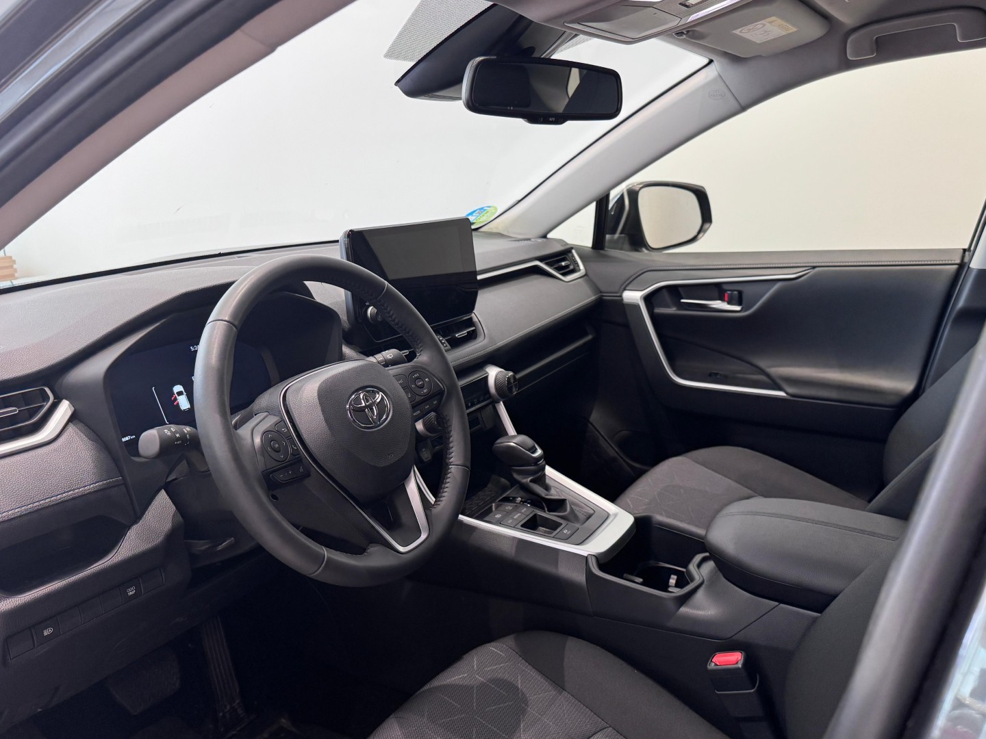 Toyota RAV4 2024 ADVANCE 220H