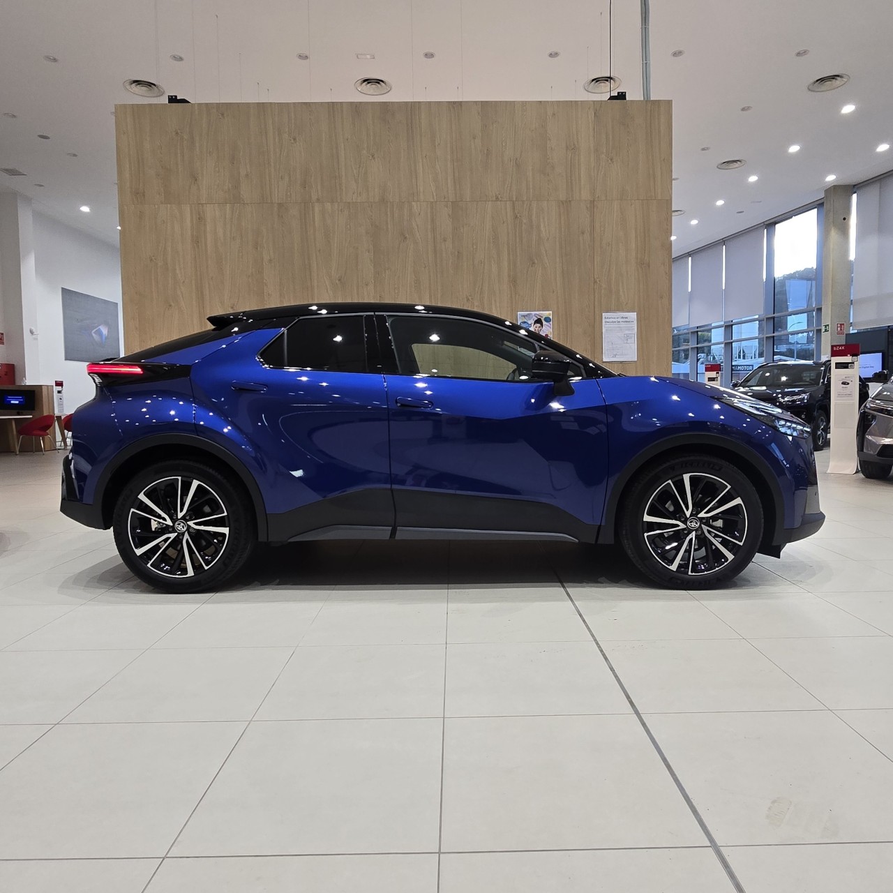Toyota CHR 2026 SPIRIT 140H ID: 8556
