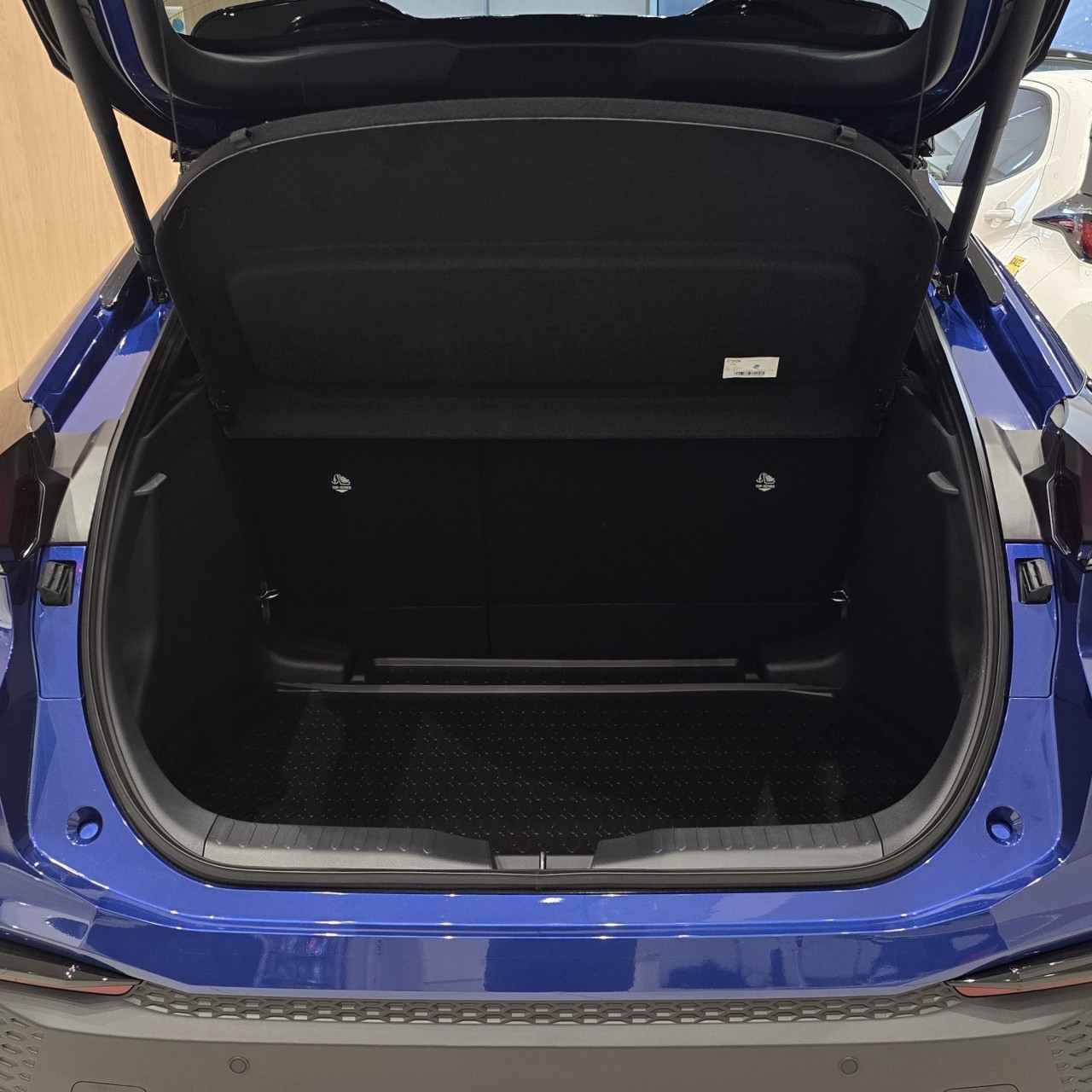 Toyota CHR 2026 SPIRIT 140H ID: 8556