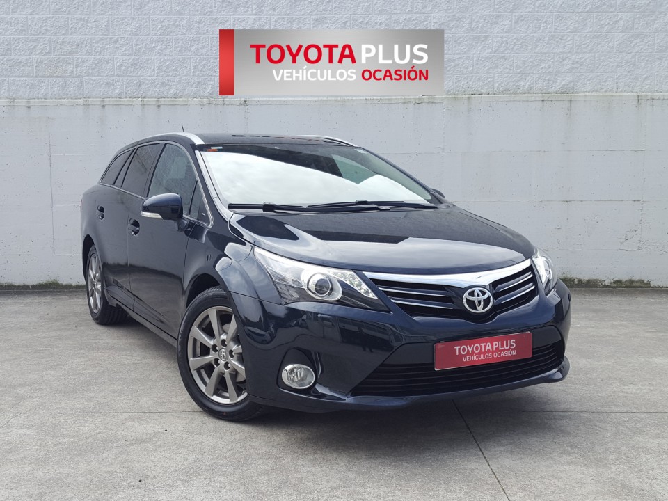TOYOTA AVENSIS TOURING SPORTS de Segunda Mano en Santiago A Coruña
