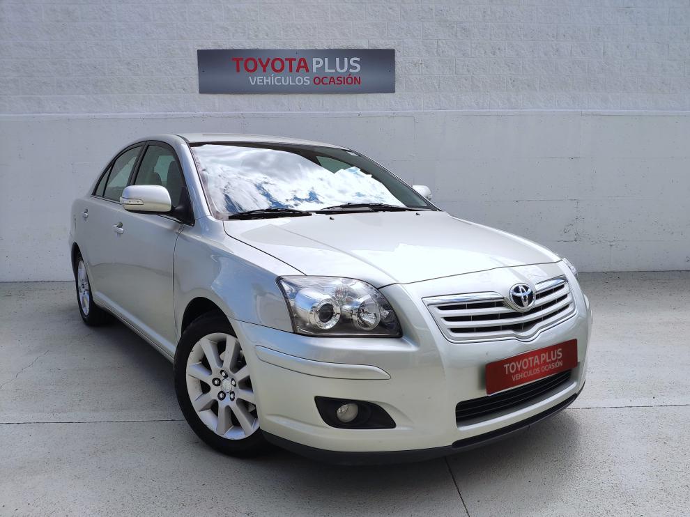 TOYOTA AVENSIS de Segunda Mano en Santiago A Coruña