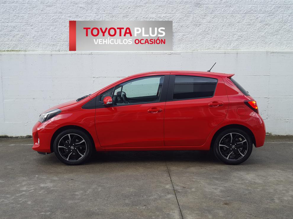 TOYOTA YARIS Km-0 en Santiago - A Coruña