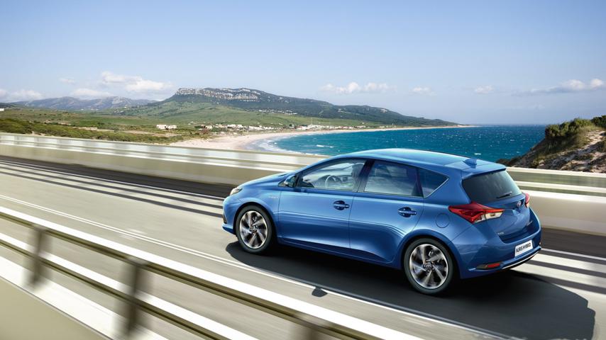Pautas para cuidar tu coche si este verano te vas a la playa  - Foto