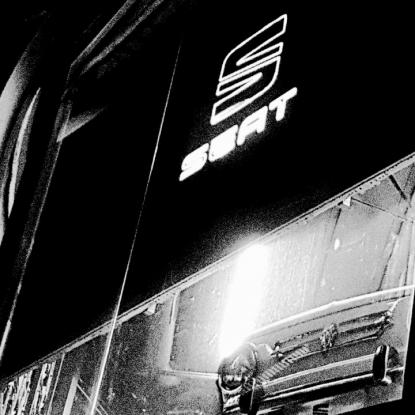 Marineda Motor felicita a SEAT por su 70 cumplea�os - Foto 5