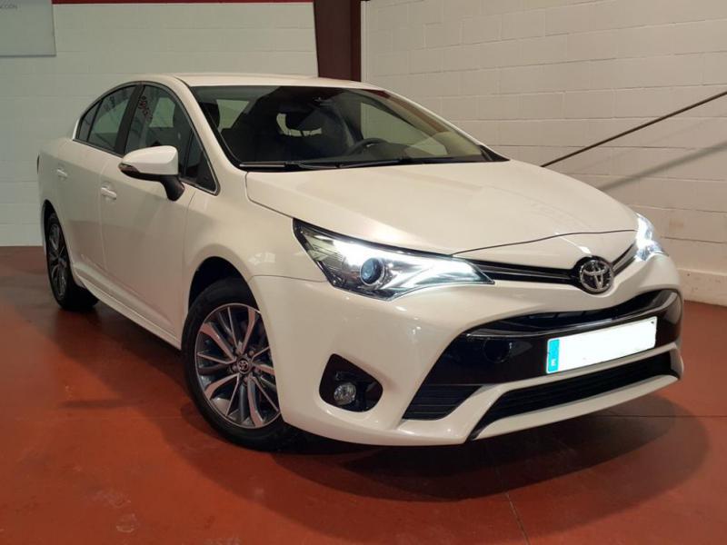 Liquidacin Toyota Avensis 140cv Nuevo 18.950* - Foto