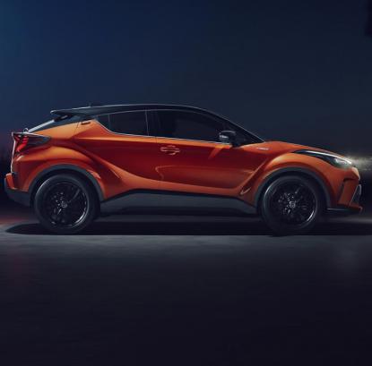 Nuevo Toyota C-HR hbrido 2020, mayor conectividad y restyling del benjamn de la famlia - Foto 3